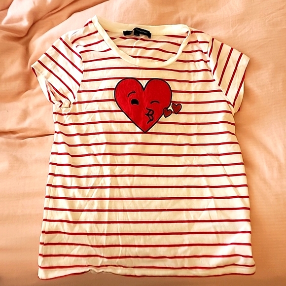 French Connection Heart Striped T Shirt Xs - Picture 1 of 3